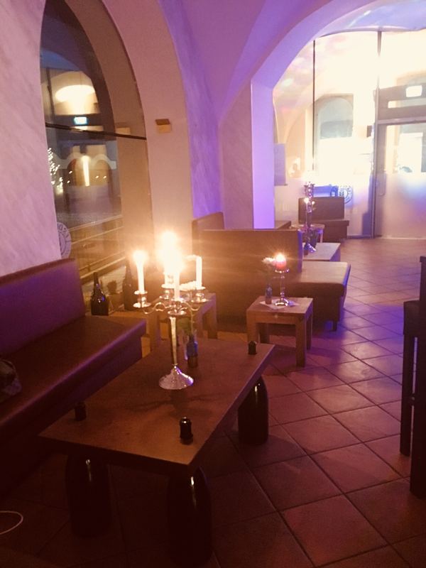 Gewölbe oben im Kerzenlicht